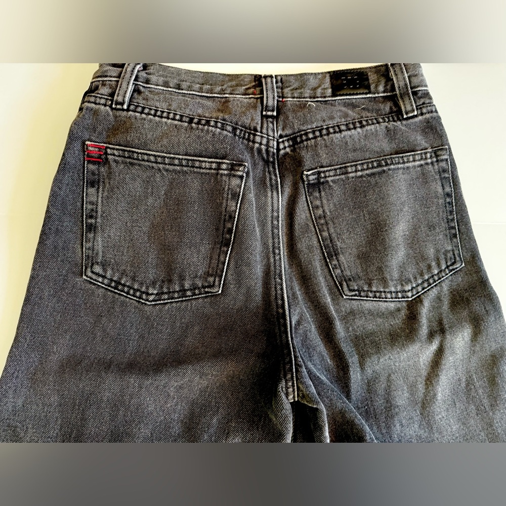 BDG Black High & Wide Women's Cropped Jeans, NWOT, Size 28 - Picture 9 of 9